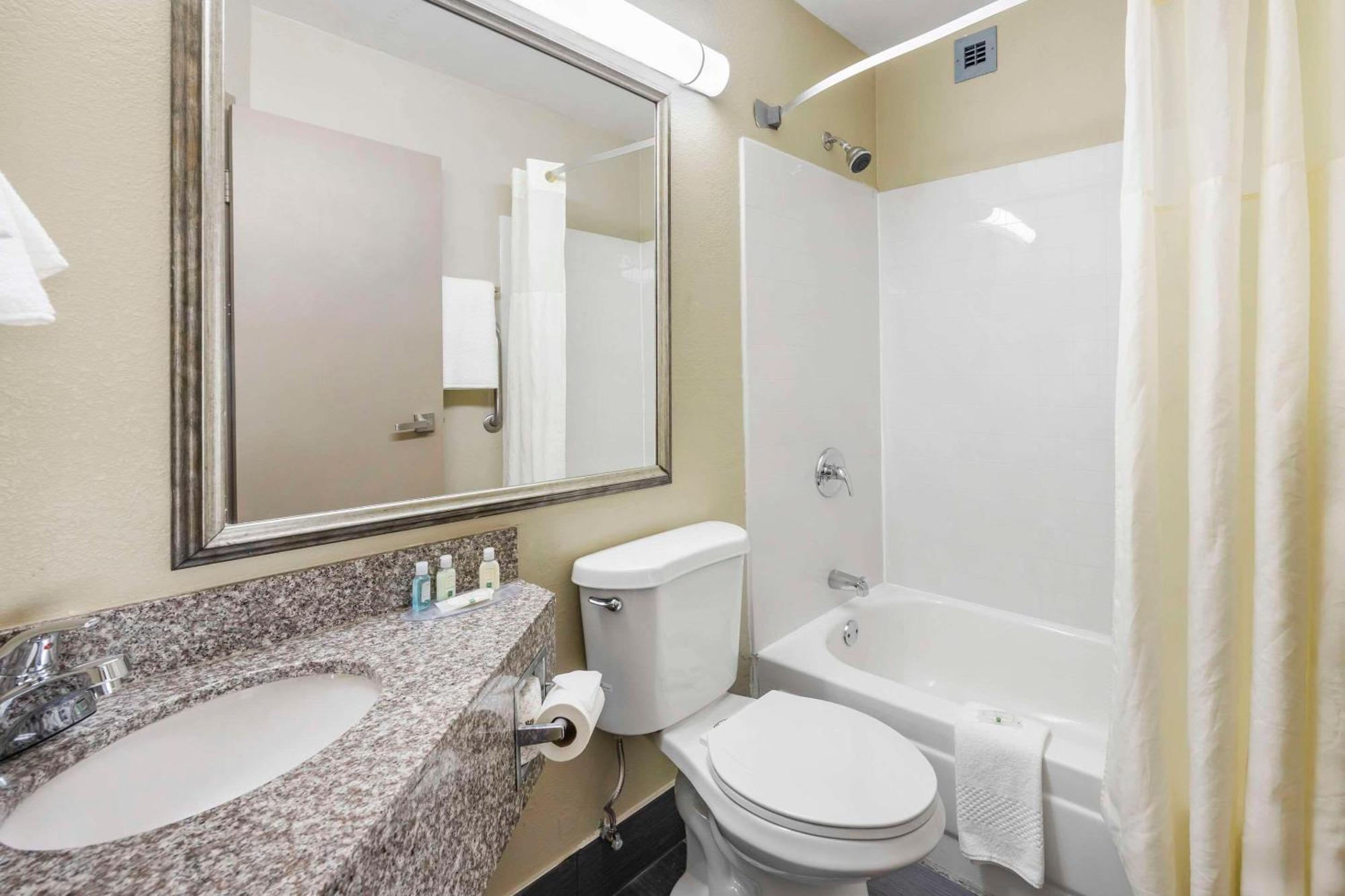 Quality Inn Jackson Buitenkant foto